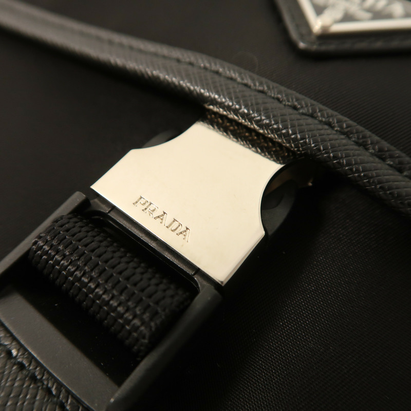 PRADA 尼龍Clutch銀扣手拿包-15