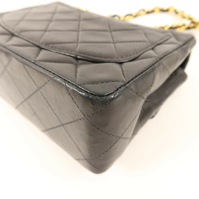 CHANEL 羊皮皮革Vintage Classic Mini Square 17金扣鏈帶肩背袋-12
