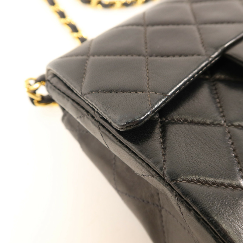 CHANEL 羊皮皮革Vintage Classic Mini Square 17金扣鏈帶肩背袋-16