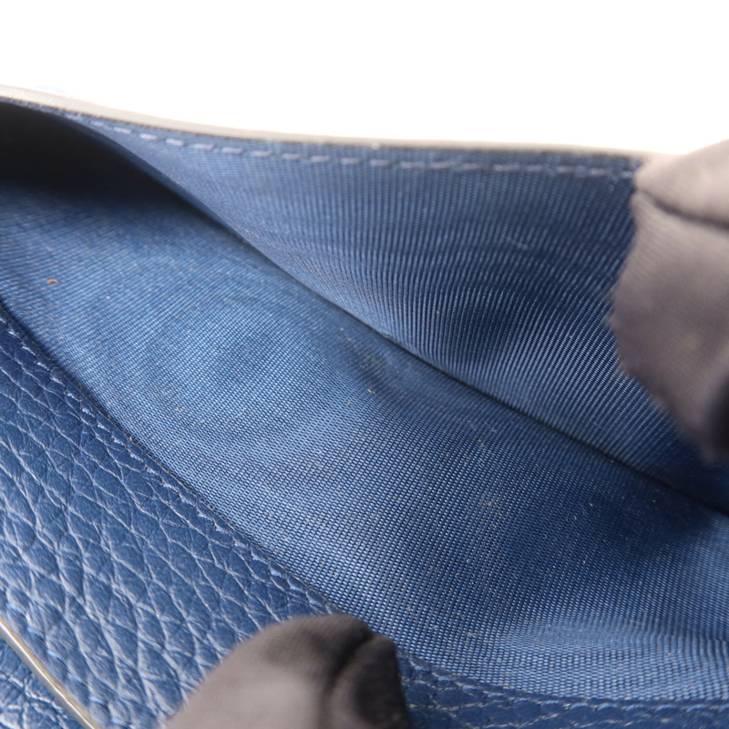 Valentino 牛皮皮革Rockstud Wallet銀扣長錢包-15