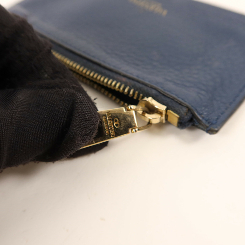 Valentino 牛皮皮革Rockstud Wallet銀扣長錢包-19