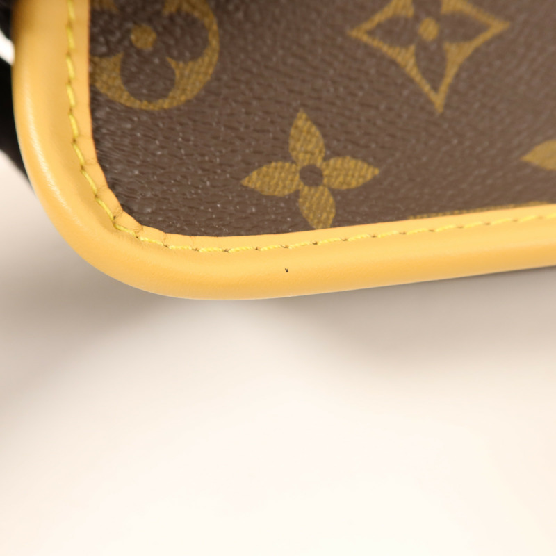 LOUIS VUITTON Monogram Nano Diane金扣手挽肩背兩用袋-13
