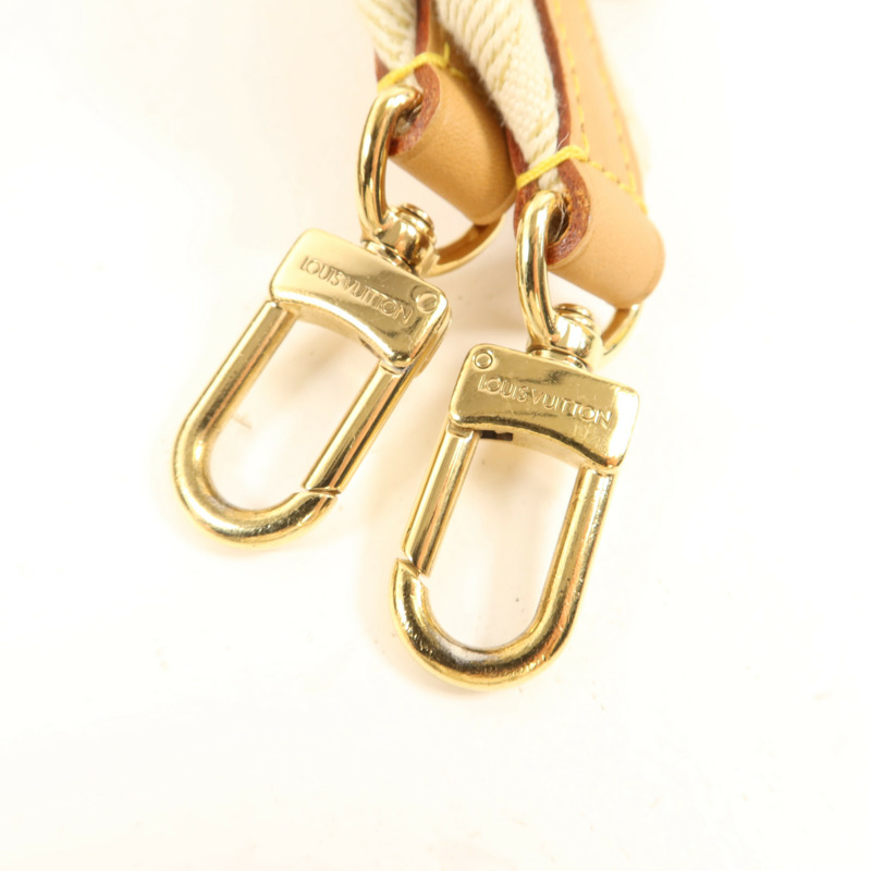 LOUIS VUITTON Monogram Embossed Coussin PM金扣鏈帶肩背袋-9