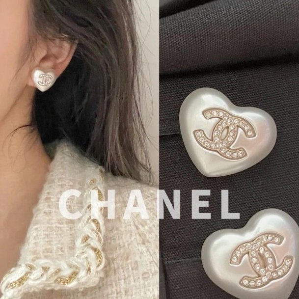 東區正精品㊣CHANEL AB7011近全新香奈兒金色水鑽雙C LOGO立體愛心珍珠耳環 RZ6228-3