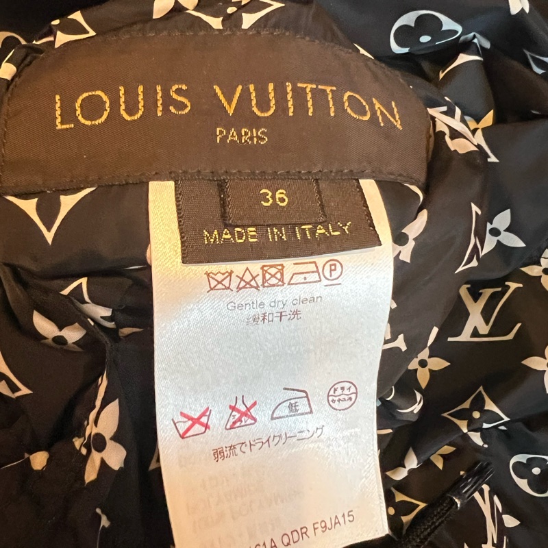 Lv老花外套兩面穿，34碼-5