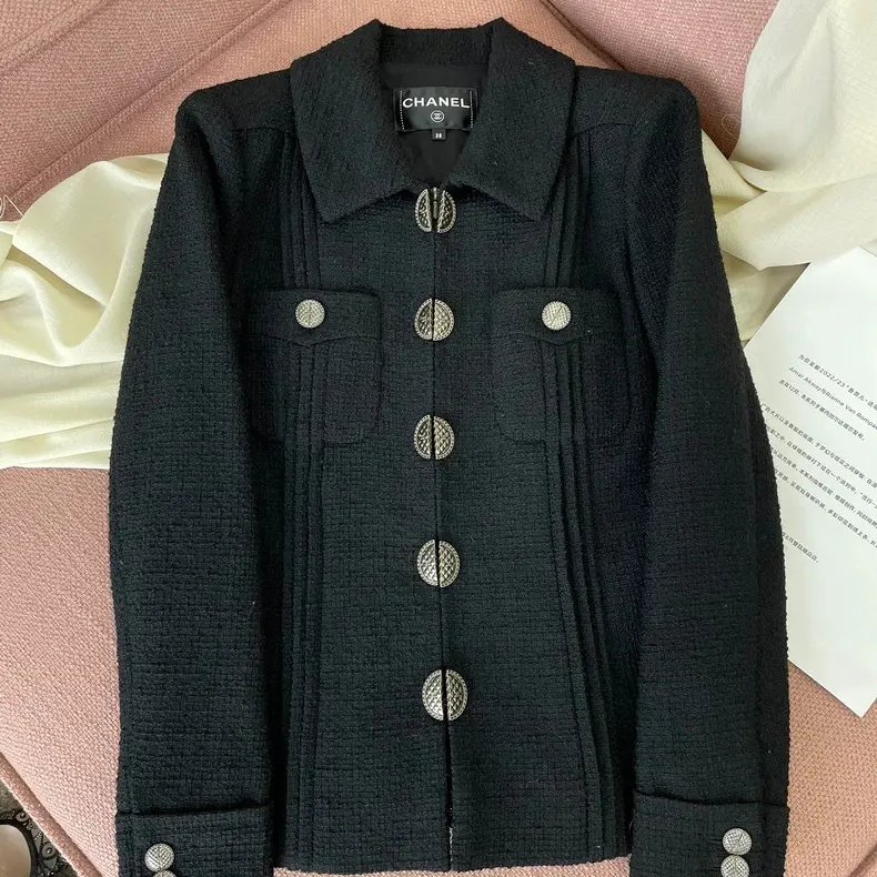 Chanel 2017 春度假系列（Paris-Cuba Collection） 黑色粗花呢外套-4