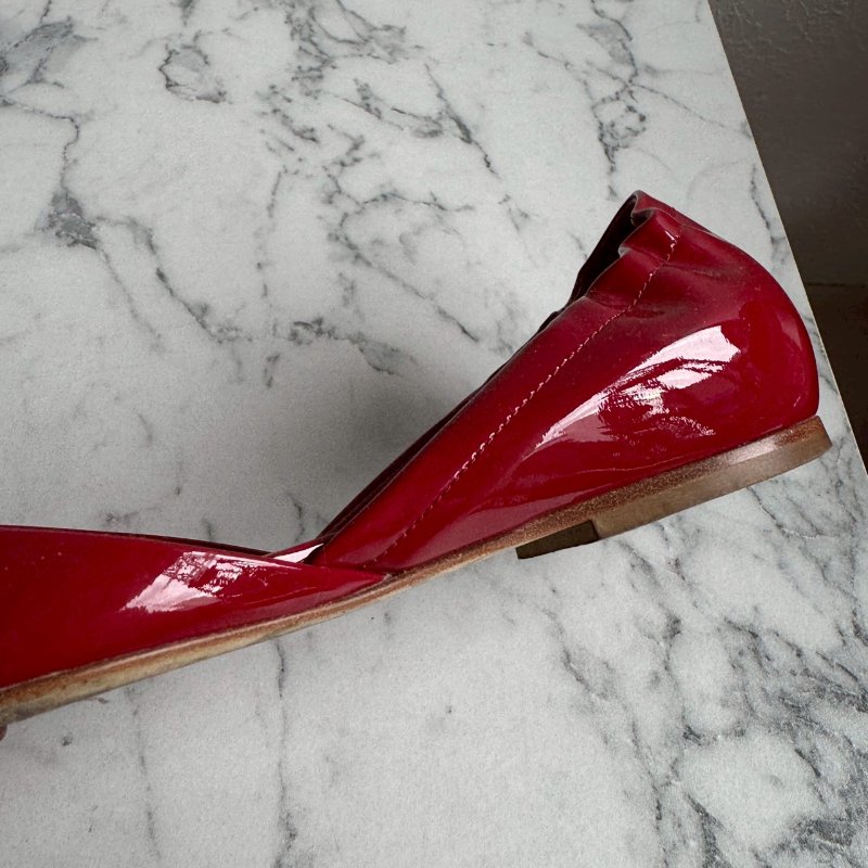 💝高級感拉滿 RV 紅色方形造型平底鞋-7