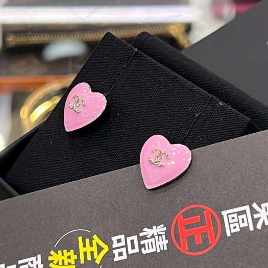 東區正精品㊣CHANEL ABG216 Sample sell 25B全新香奈兒粉色琺瑯愛心造型耳環 RZ6229-3