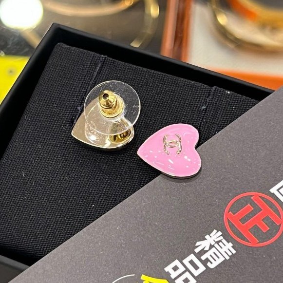 東區正精品㊣CHANEL ABG216 Sample sell 25B全新香奈兒粉色琺瑯愛心造型耳環 RZ6229-4