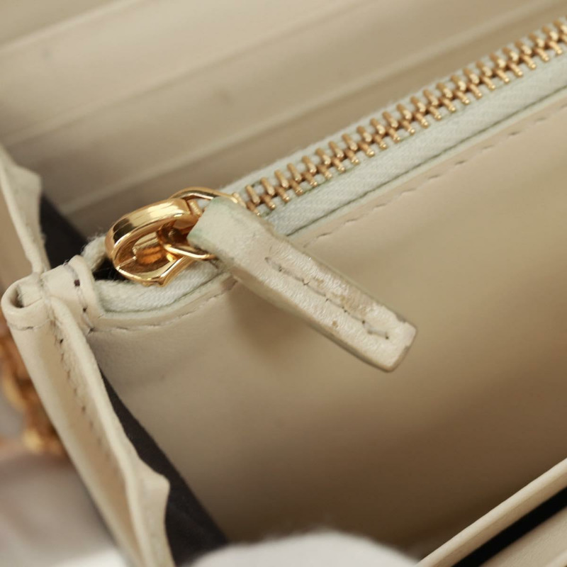 【日本直送】FENDI 鏈條錢包 Fendace Versace 聯名款 PVC 粉紅色金色 正品 BA10530SAV-25