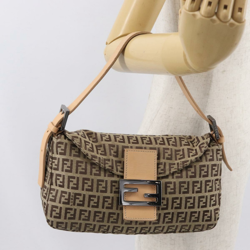 【日本直送】FENDI Zucchino 帆布 Mamma Baguette 單肩包 棕色 正品 fm5094V-24
