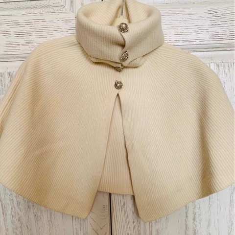 Chanel羊絨斗篷均碼