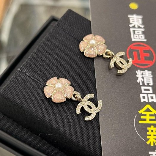 東區正精品㊣CHANEL ABG900 全新香奈兒粉色小花金色雙C珍珠吊墜耳環 RZ6246-3