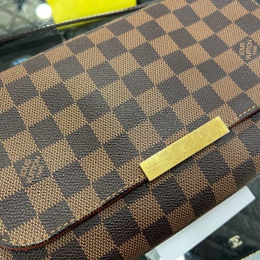 東區正精品㊣LV N41129 Favorite MM 咖啡色棋盤格金鍊翻蓋手提肩背斜背包 RZ6235-2