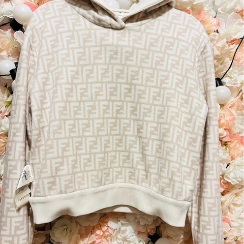 FENDI衛衣L碼