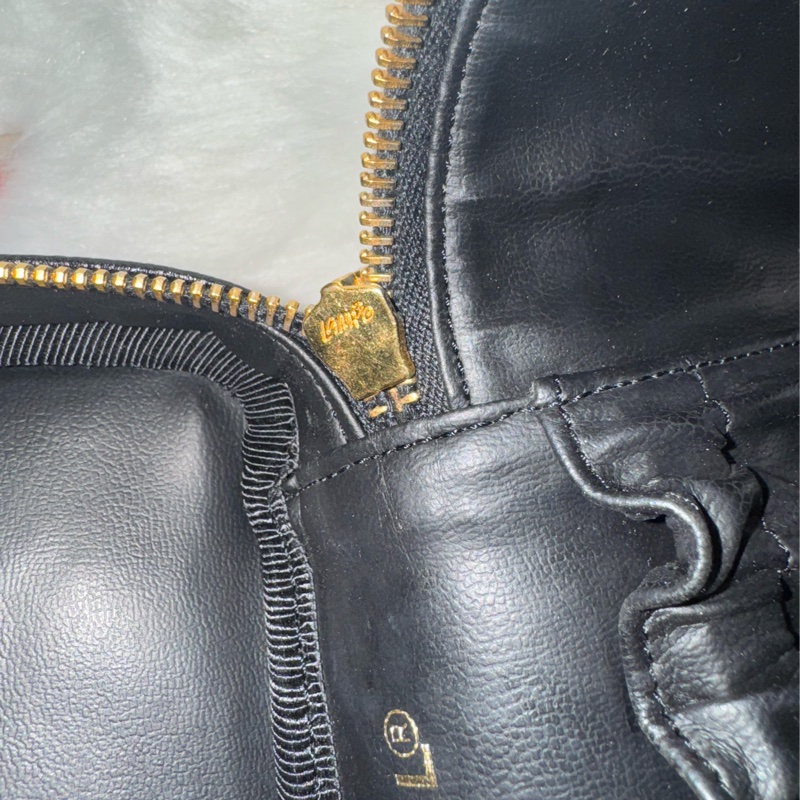 Chanel Vintage 荔枝紋牛皮雙C標誌手提化妝箱-10