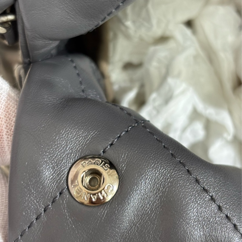 Chanel 22Bag small Grey 灰色小號垃圾袋-14