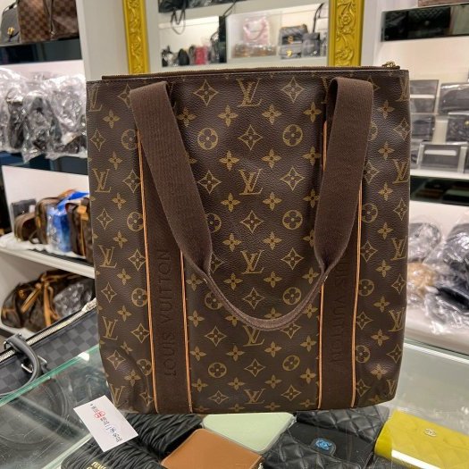 東區正精品㊣LV M53013 原花字紋肩背包龐德包 RZ6236-6