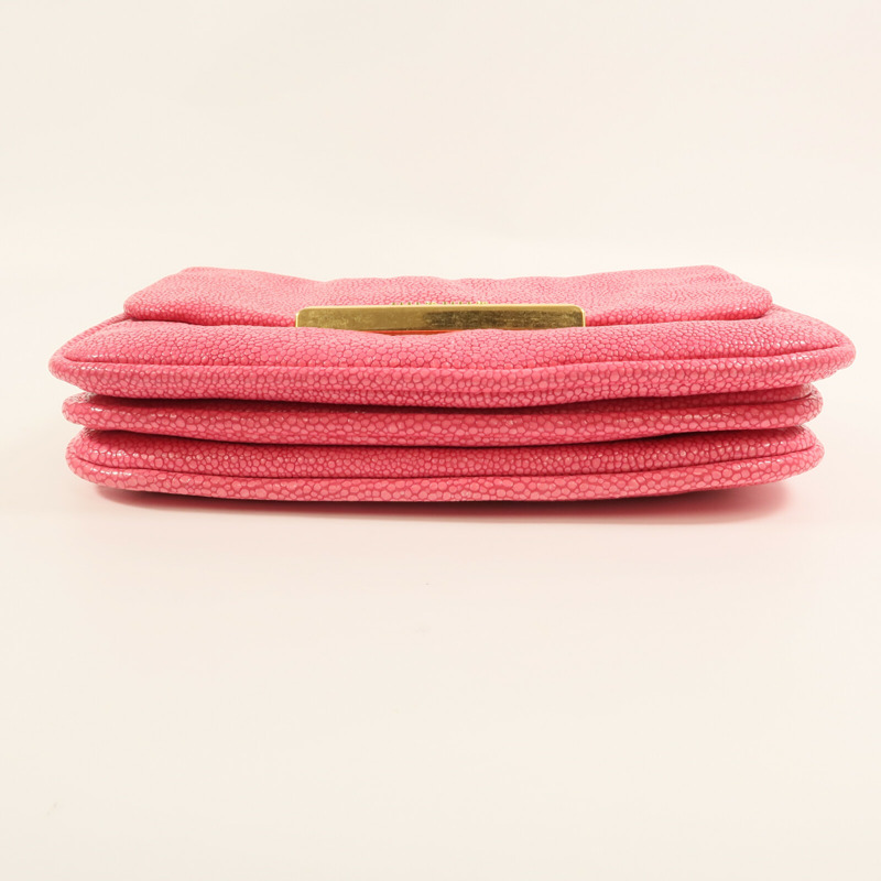 Miu Miu 牛皮皮革Shoulder Bag金扣鏈帶肩背袋-3