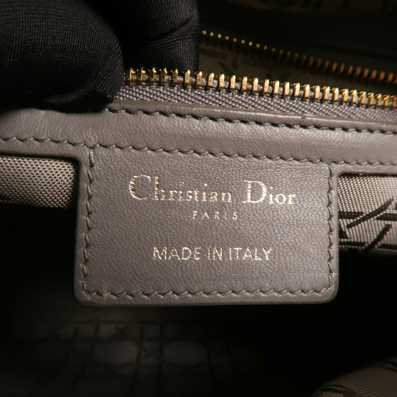 Dior 羊皮皮革Lady Dior Medium金扣手挽肩背兩用袋-13