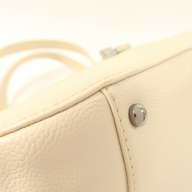 CHANEL 牛皮皮革Quilted Mademoiselle Flap Bag肩背袋-9