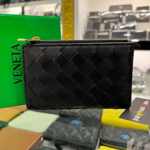 東區正精品㊣Bottega Veneta BV 749940 全新黑色牛皮大格編織拉鍊金釦釦子中夾 RZ6238-5
