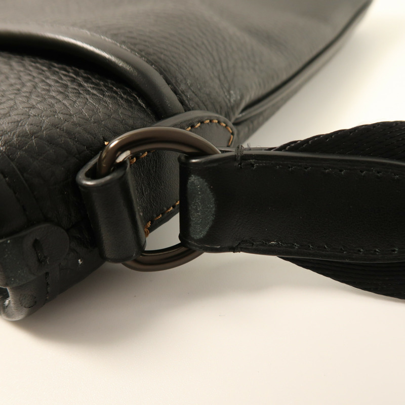 COACH 牛皮皮革Gotham Slim肩背袋-16