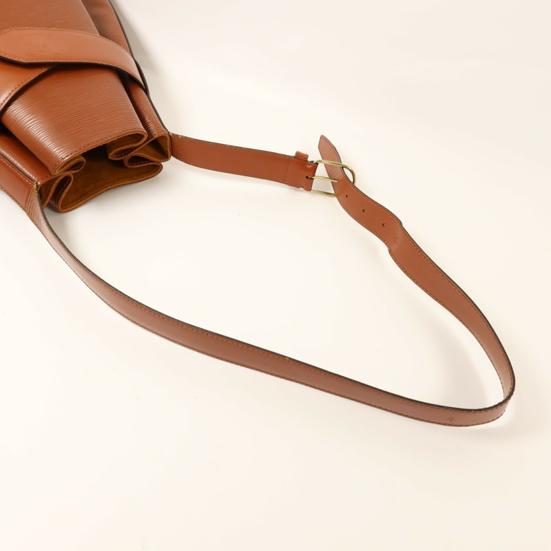 LOUIS VUITTON Epi Sac De Paul金扣肩背袋-7