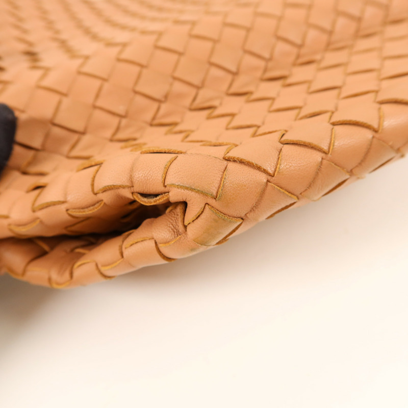 BOTTEGA VENETA 皮革Intrecciato Shoulder Bag金扣肩背袋-11