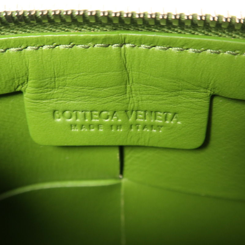 BOTTEGA VENETA 牛皮皮革Small Cassette Camera Bag銀扣肩背袋-6