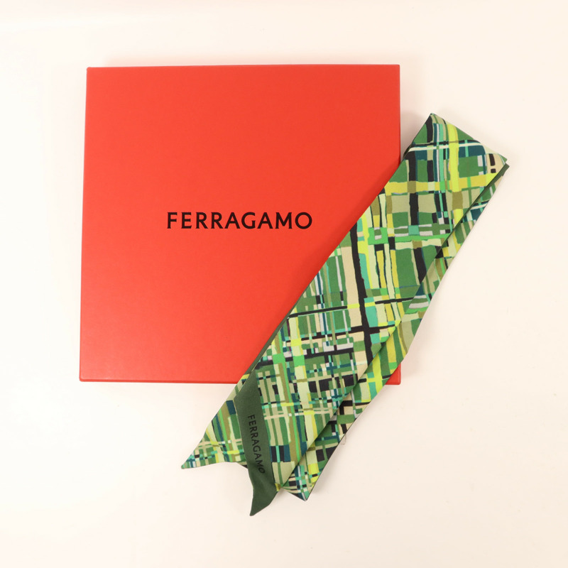 Salvatore Ferragamo 絲質Scarf絲巾-9