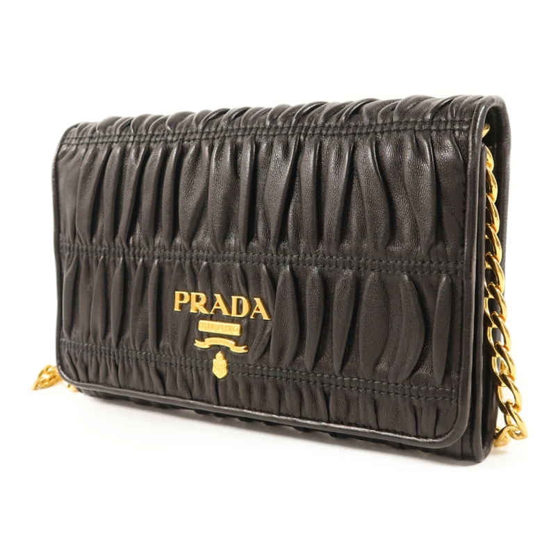 PRADA 羊皮皮革Nappa Gaufre金扣鏈帶肩背袋-2