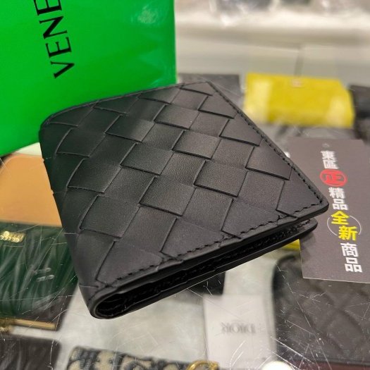 東區正精品㊣BOTTEGA VENETA BV 749400 全新黑色全皮大格編織 6卡對折短夾RZ6239-4