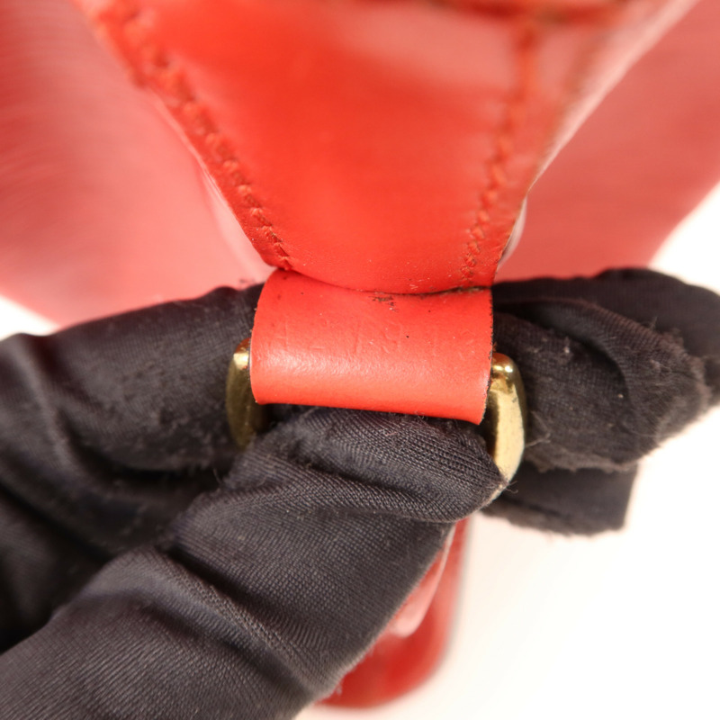 LOUIS VUITTON 水波紋牛皮革Petit Noe金扣肩背袋-7