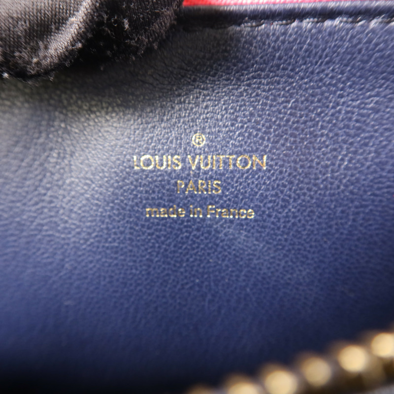 LOUIS VUITTON Monogram Embossed Coussin PM金扣肩背袋-7