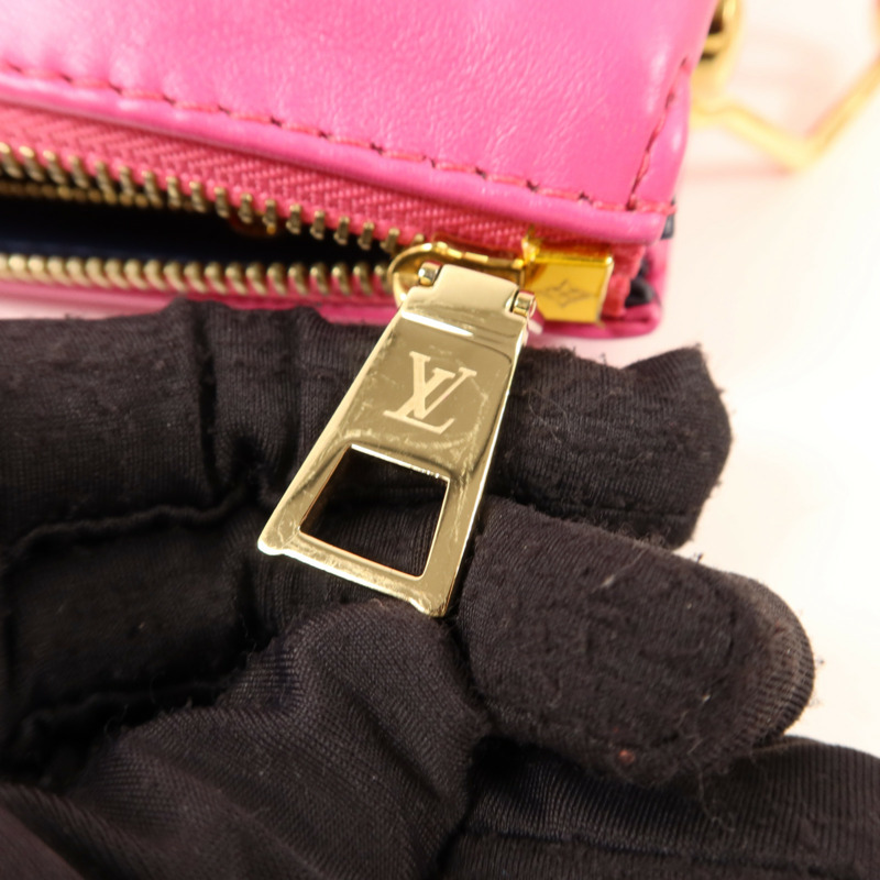 LOUIS VUITTON Monogram Embossed Coussin PM金扣肩背袋-8