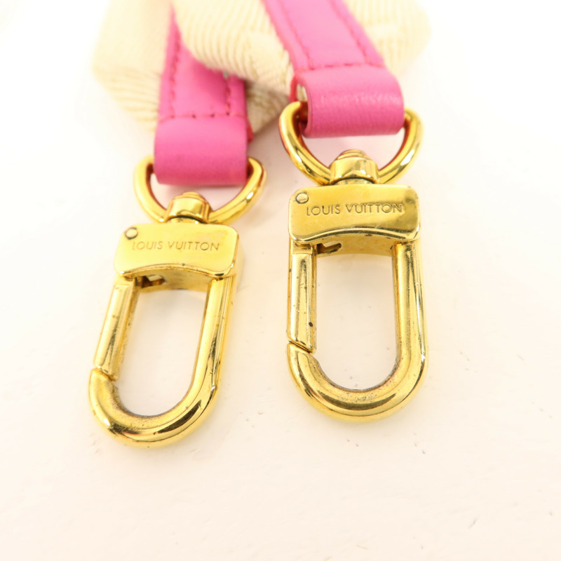 LOUIS VUITTON Monogram Embossed Coussin PM金扣肩背袋-10