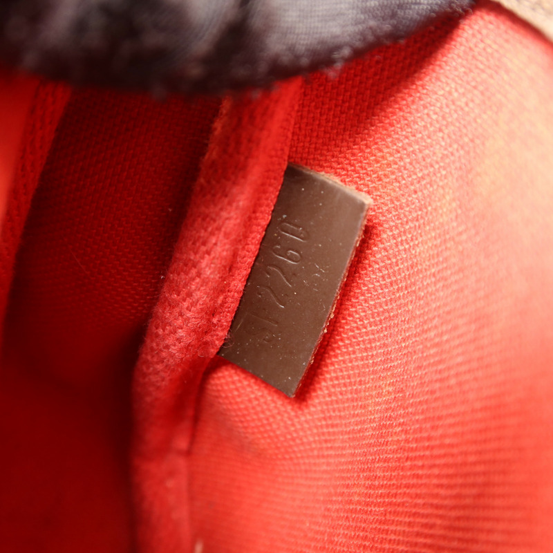 LOUIS VUITTON Damier Mini Pochette Accessoires金扣手拿包-7