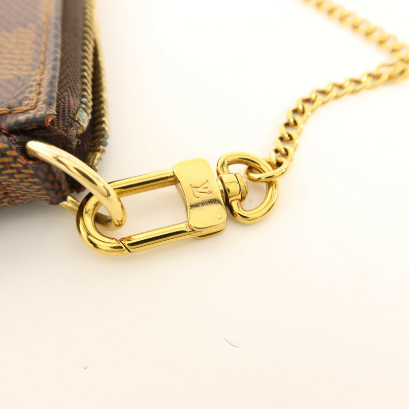 LOUIS VUITTON Damier Mini Pochette Accessoires金扣手拿包-9