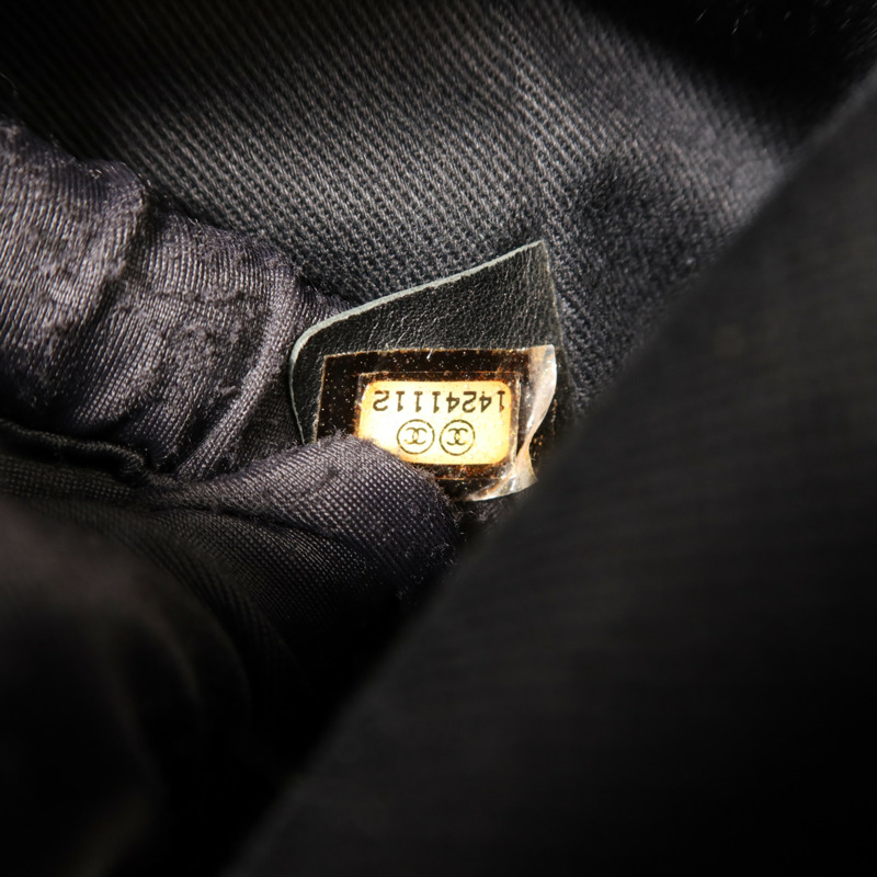 CHANEL 牛皮皮革Matelasse Chain Shoulder銀扣肩背袋-8