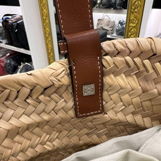 東區正精品㊣LOEWE Basket Natural Tan 咖啡皮革草編編織手提包沙灘包 RZ6242-5