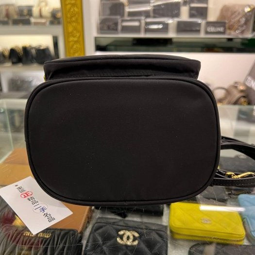 東區正精品㊣ PRADA 1BH038 近全新黑色三角牌尼龍束口手提包斜背包水桶包 RZ6243-9