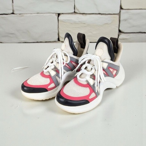莉亞精品♡ LV Archlight 粉白運動鞋 #37.5 二手