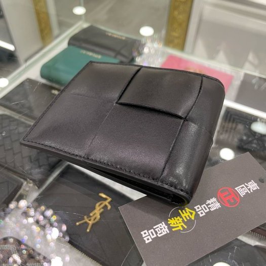 東區正精品㊣BOTTEGA VENETA BV 649603 全新黑色全皮大格大編織對折短夾RZ6247-4