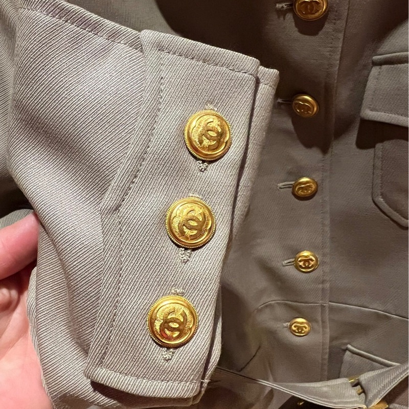 Chanel中古外套36碼-5