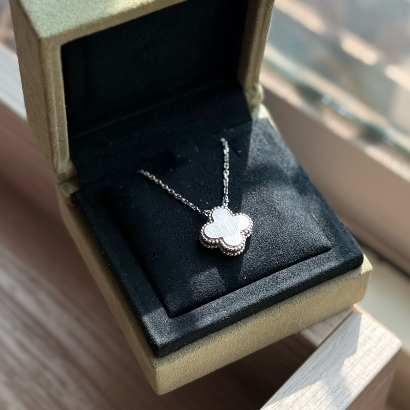 （台灣購證🇹🇼全配）VCA 2022聖誕限定-1