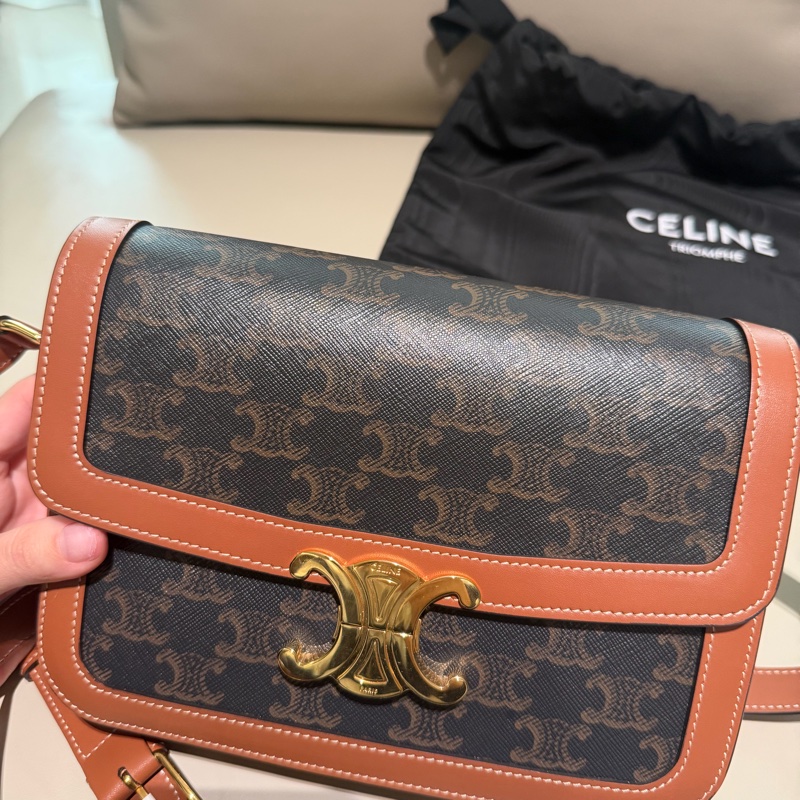 Celine Triomphe凱旋門 經典老花!-1