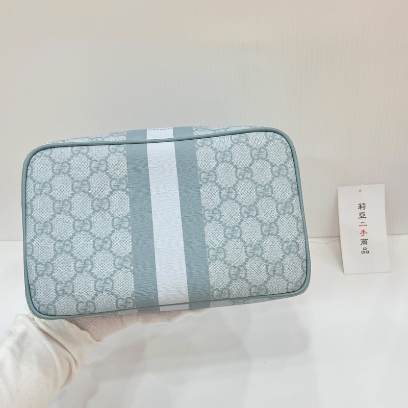 莉亞精品♡Gucci 811487 化妝包 淺灰藍色 二手-3