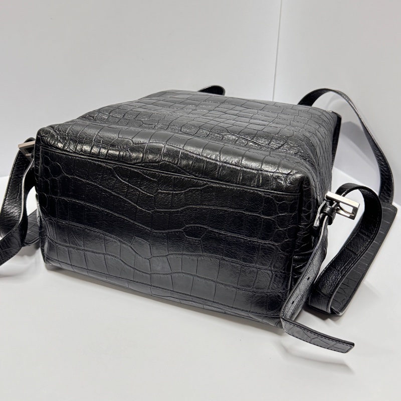 【超級新🌟】 YSL 聖羅蘭 鱷魚紋路 後背包🎒 (專櫃12萬!)-6