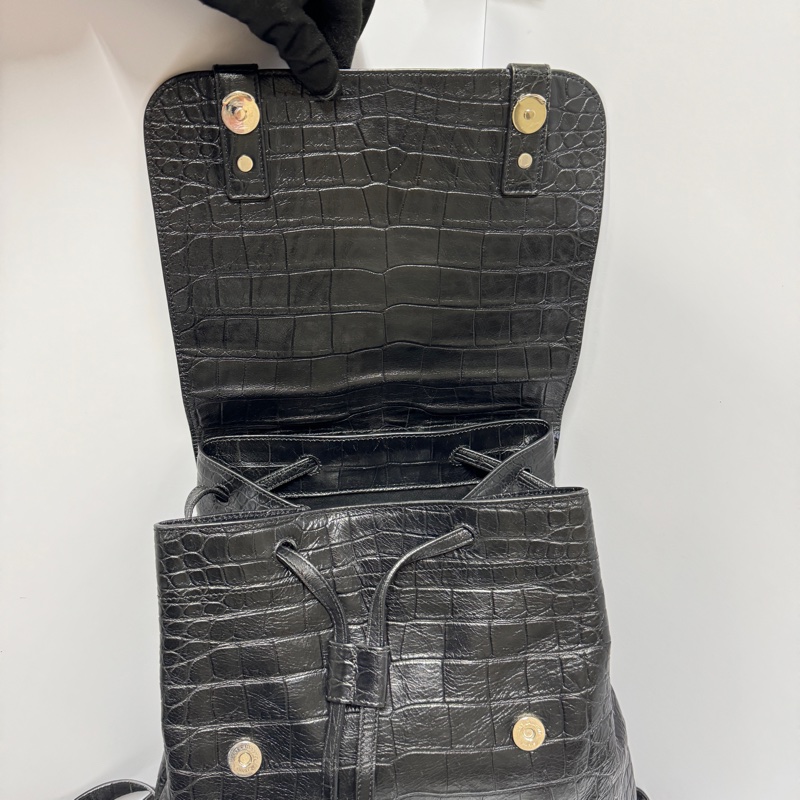 【超級新🌟】 YSL 聖羅蘭 鱷魚紋路 後背包🎒 (專櫃12萬!)-9